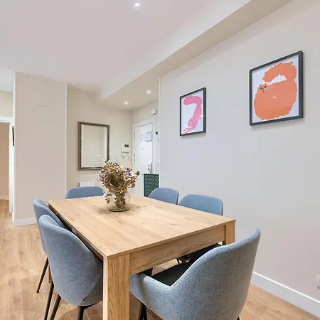 Vivienda Turistica Tivoli Centrico Y Moderno ビルバオ