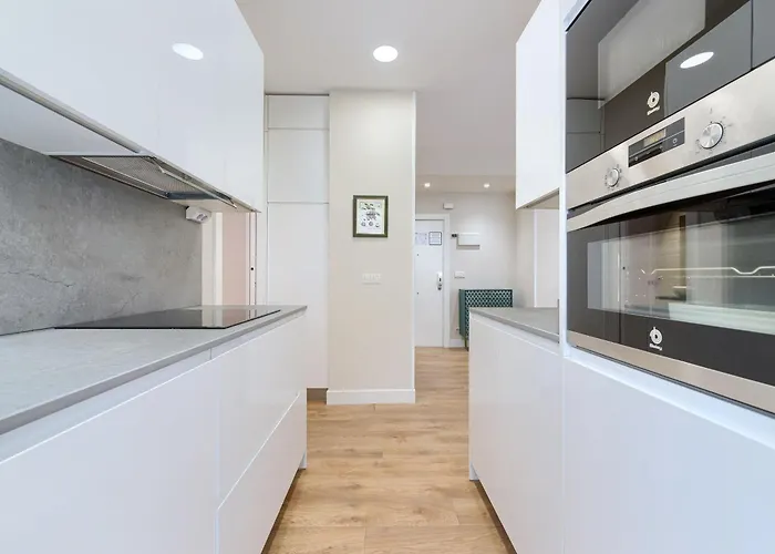 Апартаменти Vivienda Turistica Tivoli Centrico Y Moderno